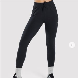 GYMSHARK Pippa Training Jogger in black, small